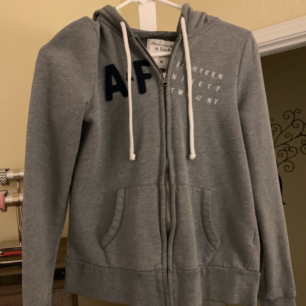 Woman’s  Medium Gray hoodie.